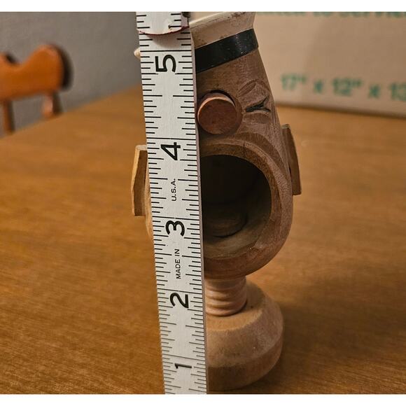 Vintage Hand Painted Carved Wood Winking Sailor Hand Screw Nutcracker (gg239) - Picture 4 of 5